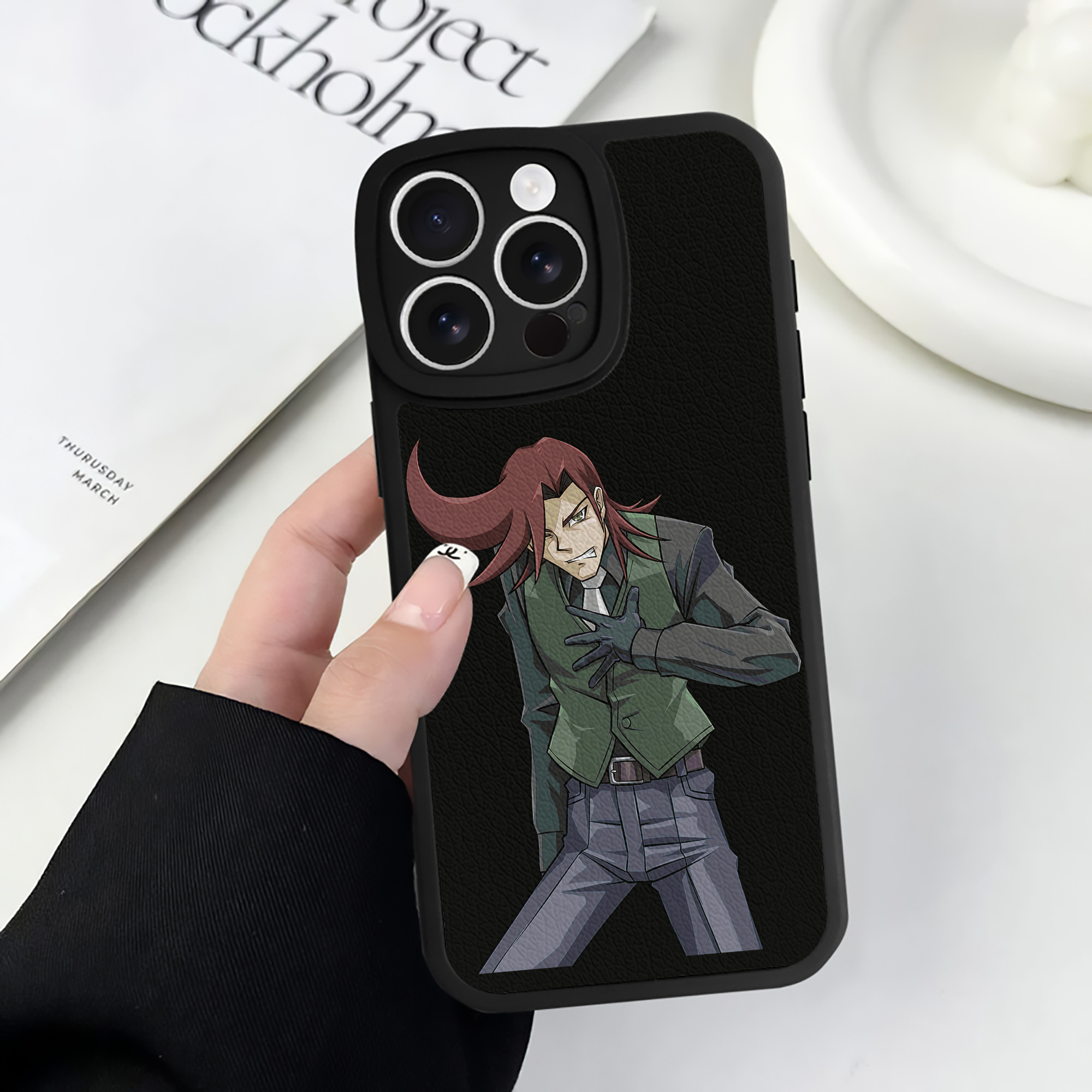 遊☆戯☆王 Yu-Gi-Oh! 【iPhone 16シリーズ対応】シリコンスマホケース（レザー調） 材質：シリコン